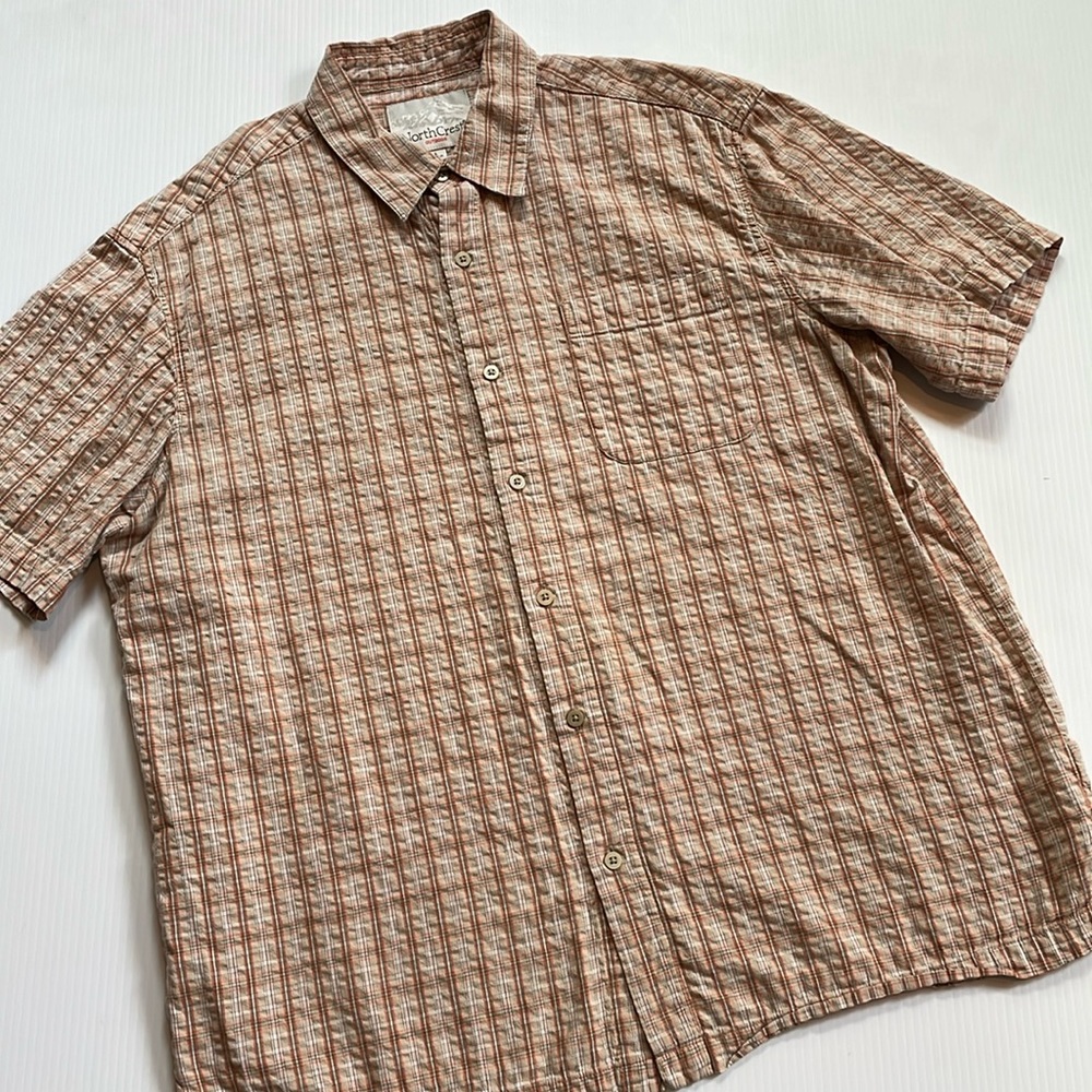 NorthCrest outdoor short sleeve tan, orange & off white button down.  Men’s L